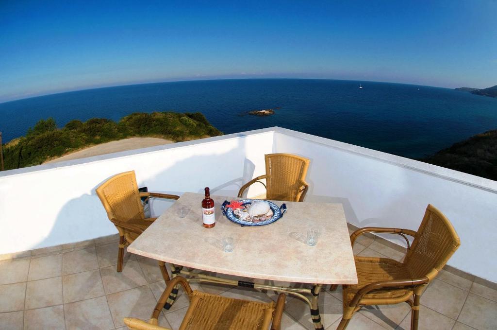 Mari-Christi Apartments Poros  Exterior photo