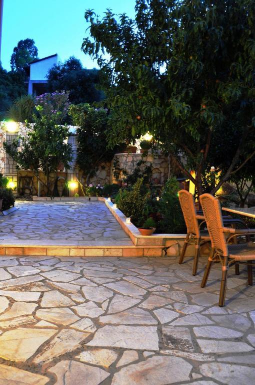 Mari-Christi Apartments Poros  Exterior photo